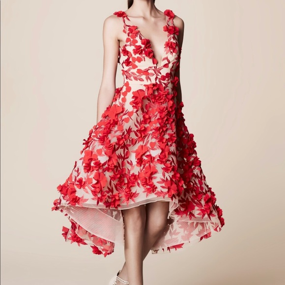 Marchesa Dresses & Skirts - Marchesa Notte Spring 17